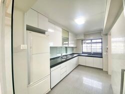 Blk 578 Hougang Avenue 4 (Hougang), HDB Executive #543608111